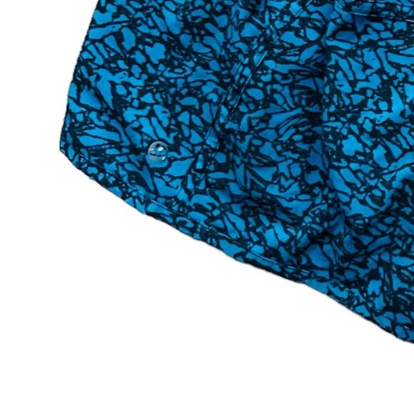 Lululemon Tracker Short Blue Black 4” Size 8 - Picture 6 of 6